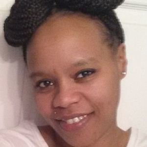 Meet your Posher, Esha