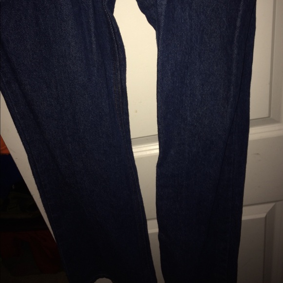 Levi’s Blue Jeans - Picture 3 of 4