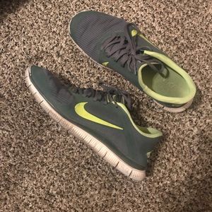 Fairly used running men’s running shoes