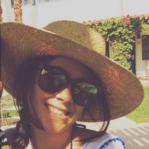 Meet your Posher, Sara