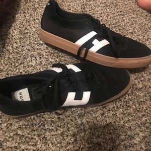 Brand new huf shoes worn once or twice