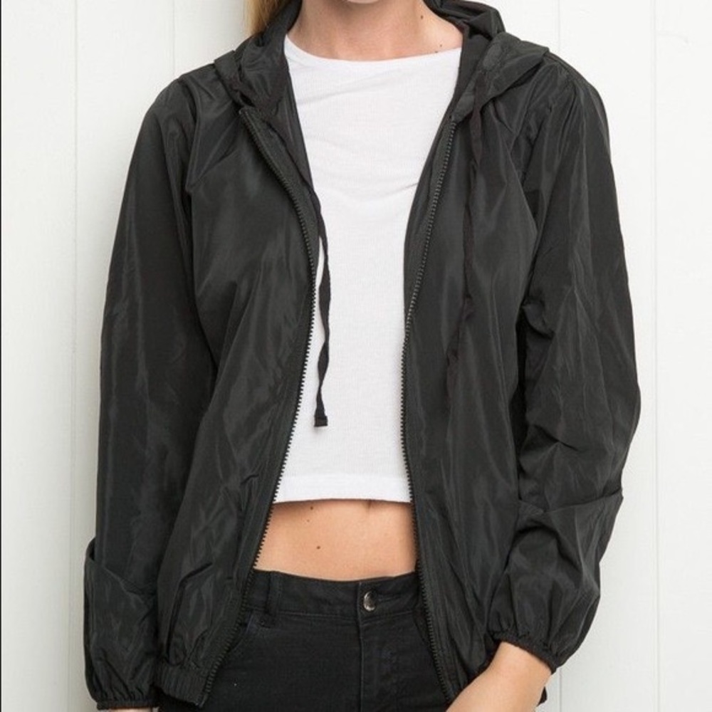 BRANDY MELVILLE Black Windbreaker