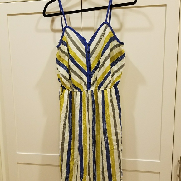 women's dress (large...fits like a medium) - Picture 1 of 5