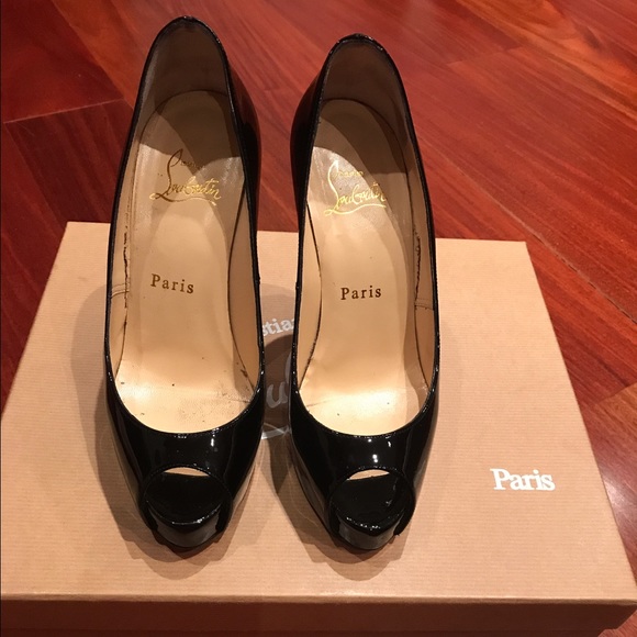 Christian Louboutin Shoes - CUTE Black Christian Louboutin Peep Toe Pumps