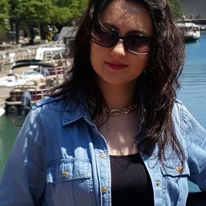 Meet your Posher, Mila