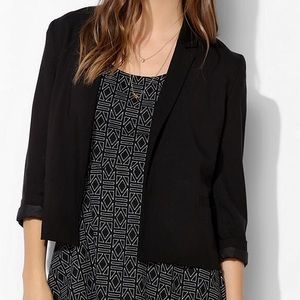 Urban Outfitters Quarter Sleeved Blazer