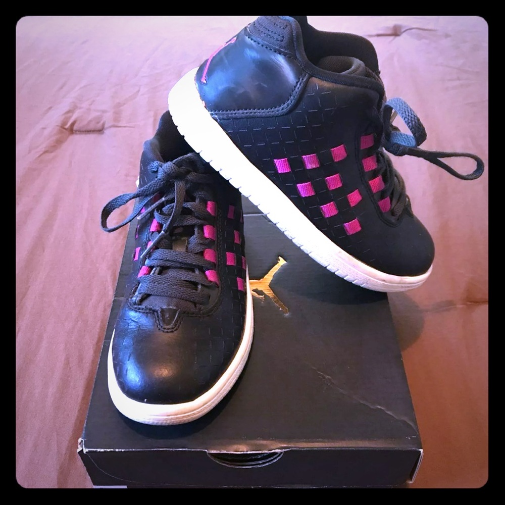 Jordans Illusion GP Girls Sneakers