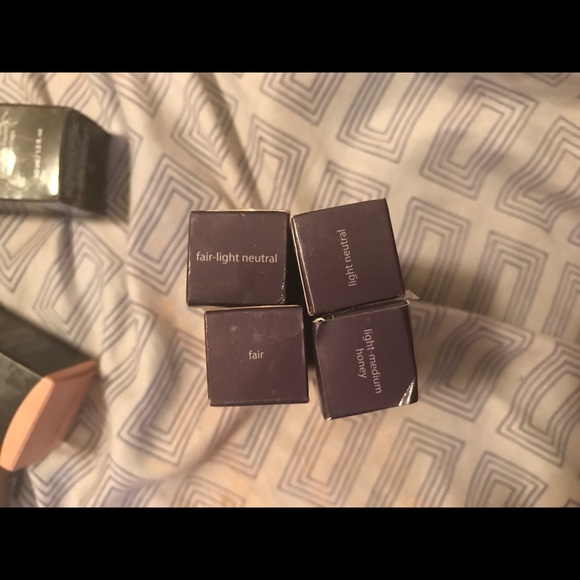 Makeup - Picture 8 of 8