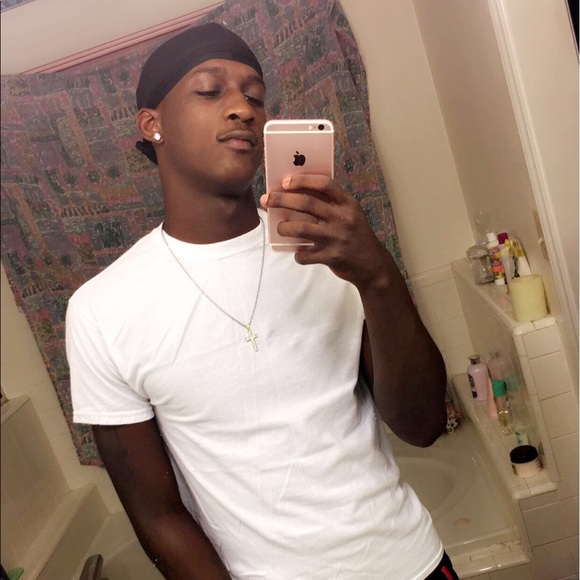 Meet your Posher, Dennis - Picture 1 of 1