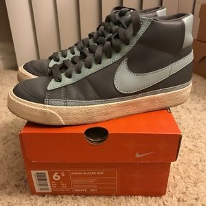 Nike Blazer Mid