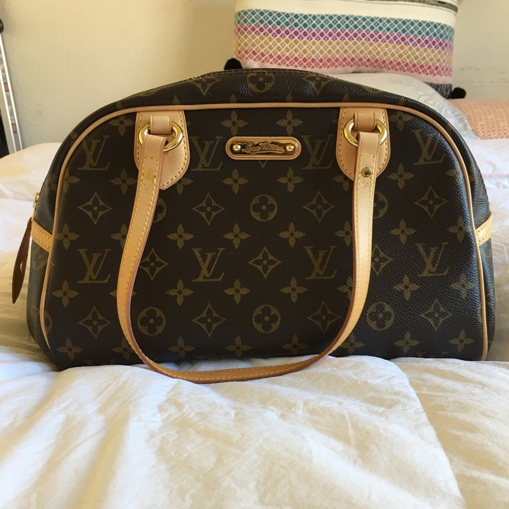 ❌SOLD❌ Authentic Louis Vuitton Montorgueil PM