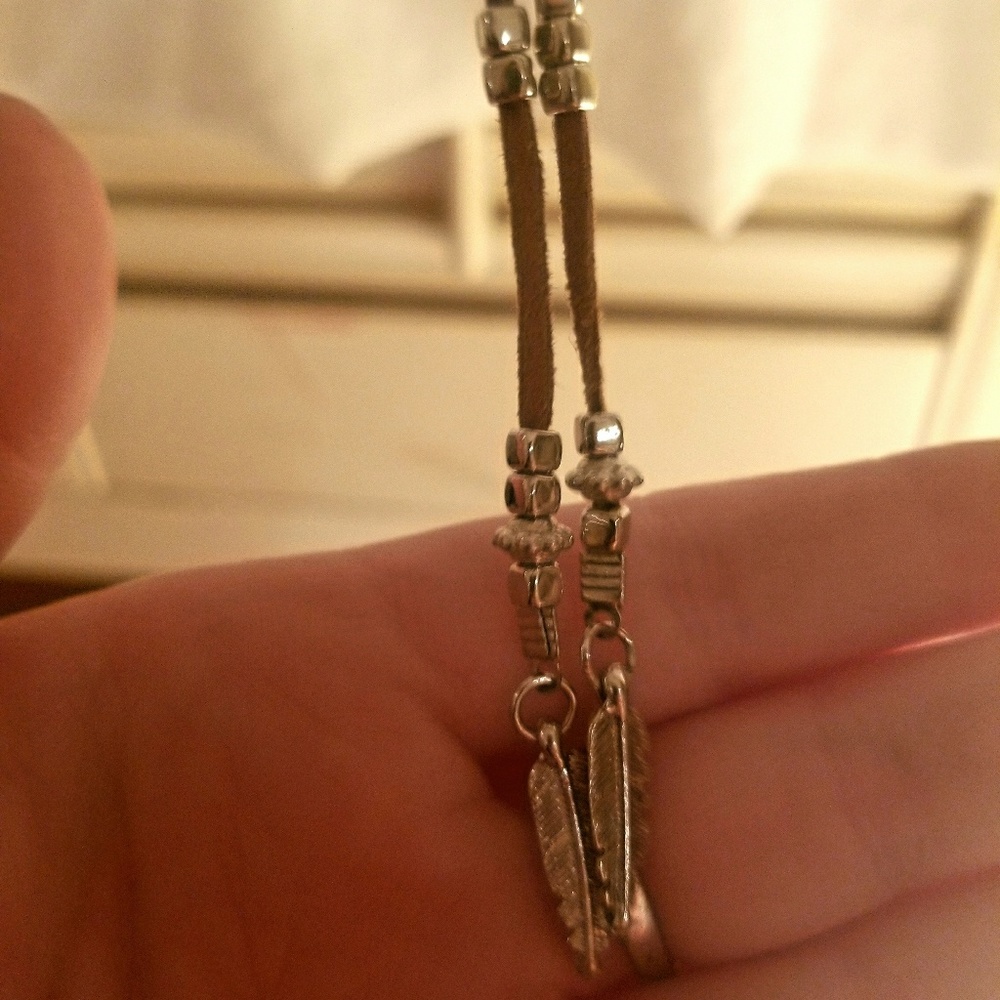 multi-layered necklace - Picture 3 of 3