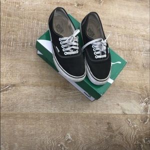 Black and white classic vans