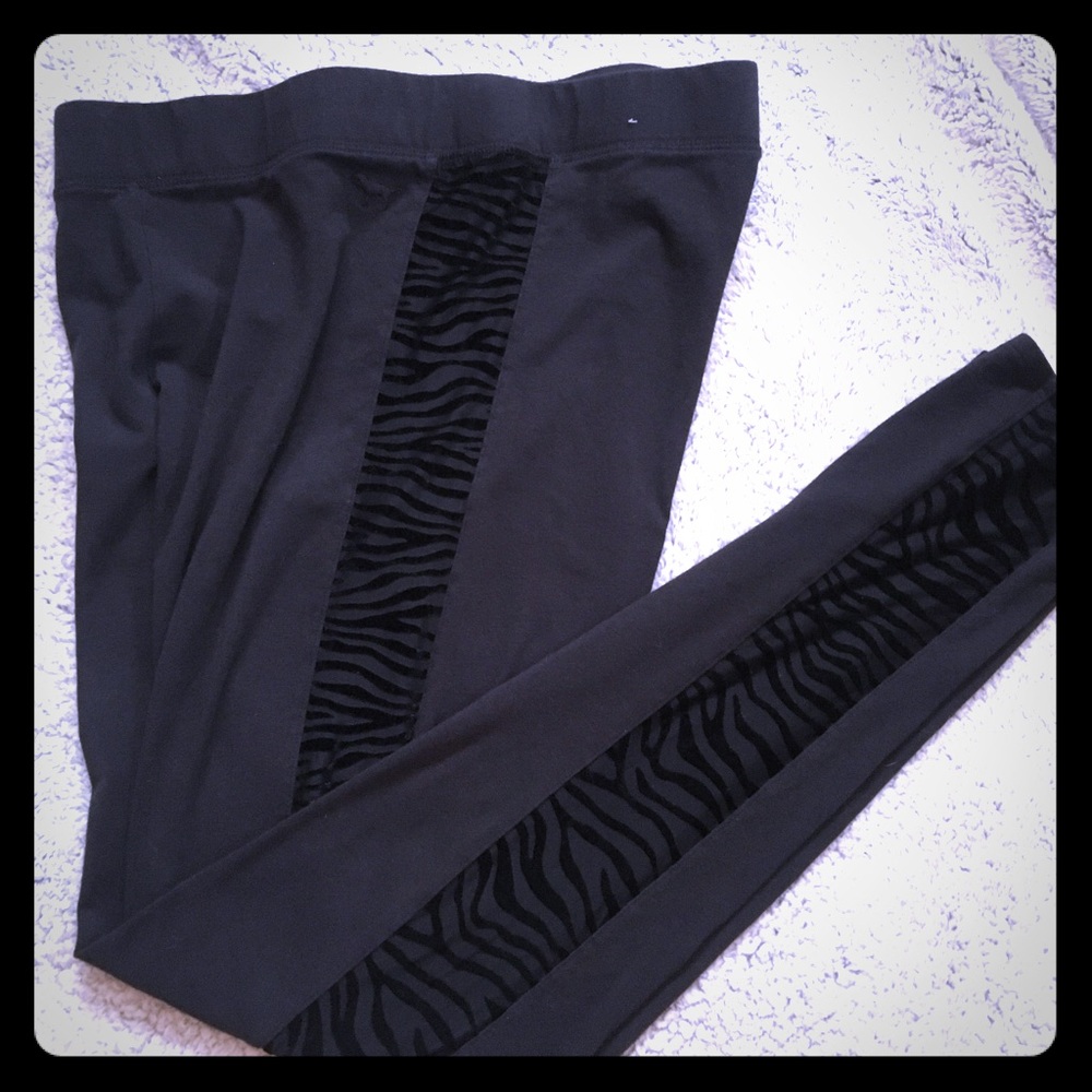 VS PINK Leggings with Zebra Mesh!!!!