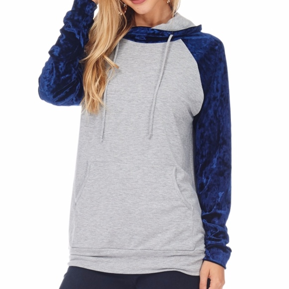 😍 “Anna” HP🎉 Blue Velvet raglan sleeve pullover - Picture 3 of 6