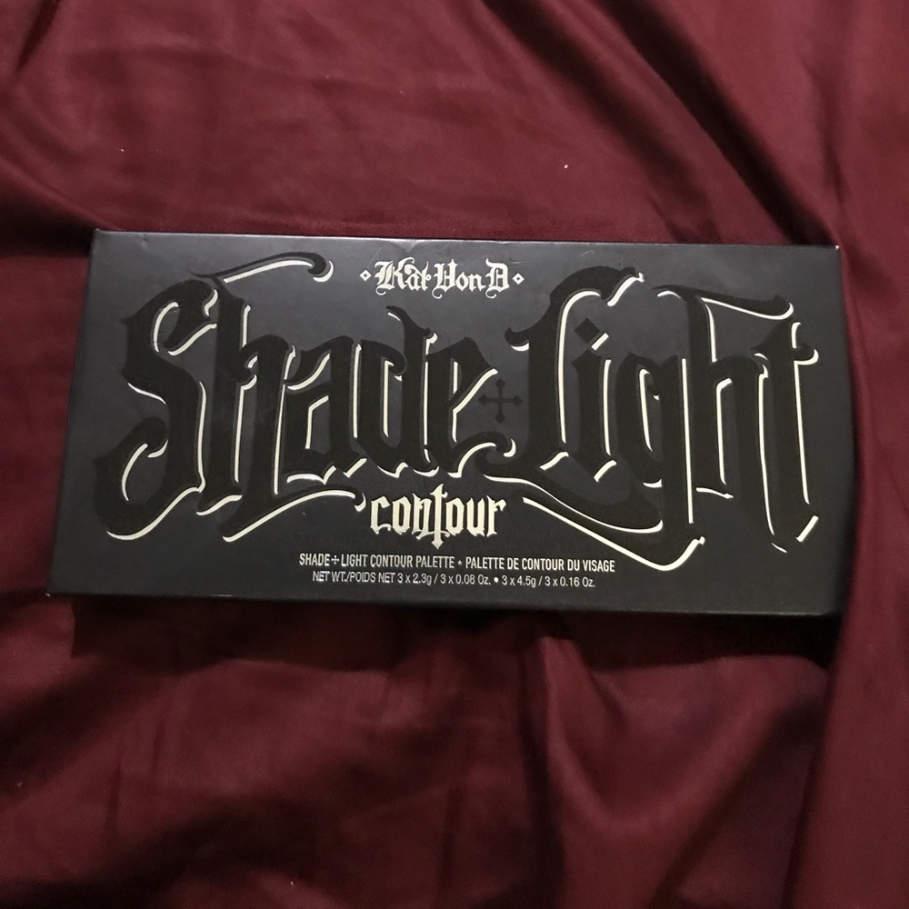 Kat Von D contour palette shade plus light