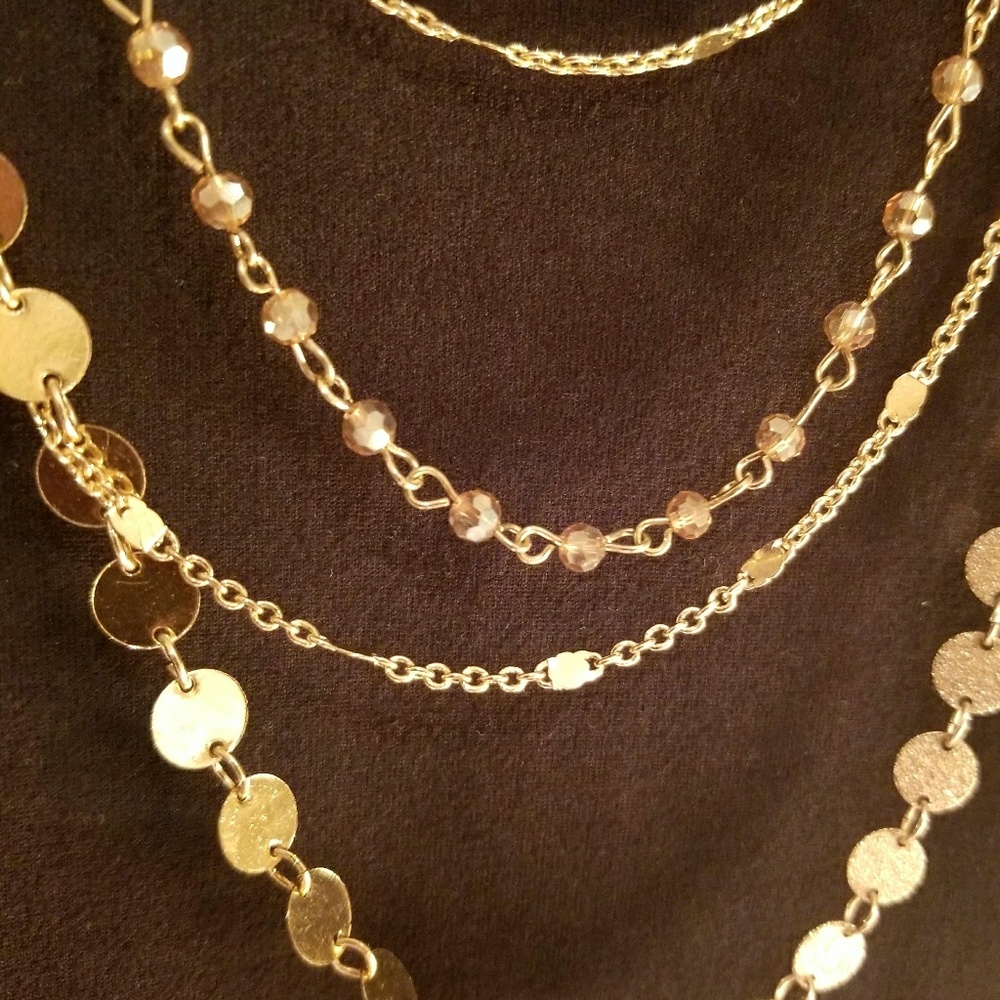 multi-layered necklace - Picture 3 of 3