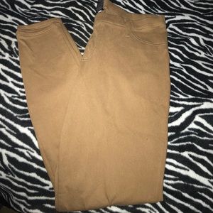 JEGGINGS. BEIGE PANTS