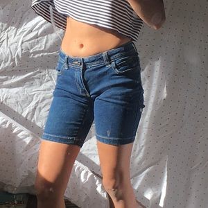 Midi/Bermuda Regular Waist Dark Wash Jean Shorts