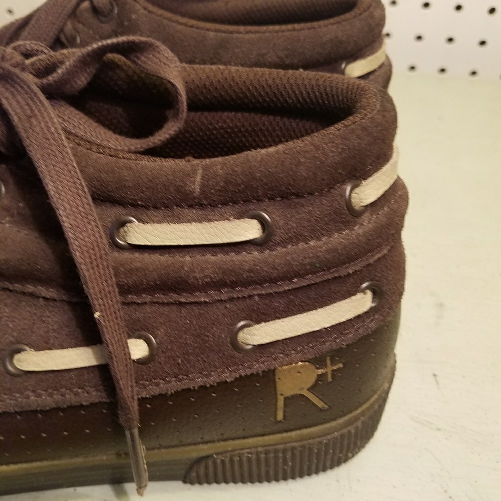 BROWN ROCKAWEAR ATHLETIC SHOES - Picture 5 of 7