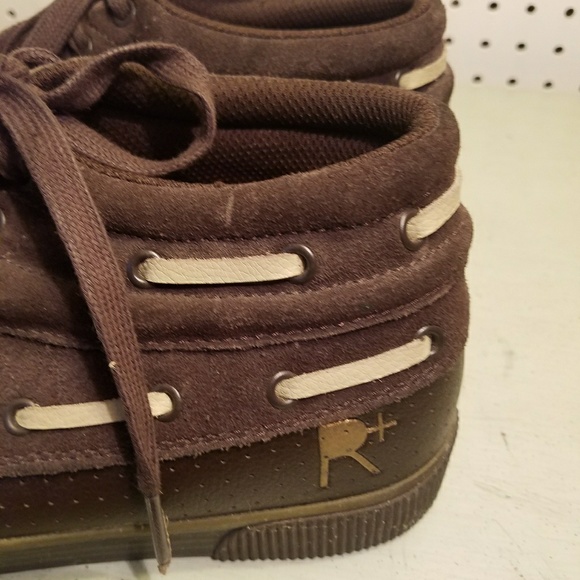 BROWN ROCKAWEAR ATHLETIC SHOES - Picture 5 of 7