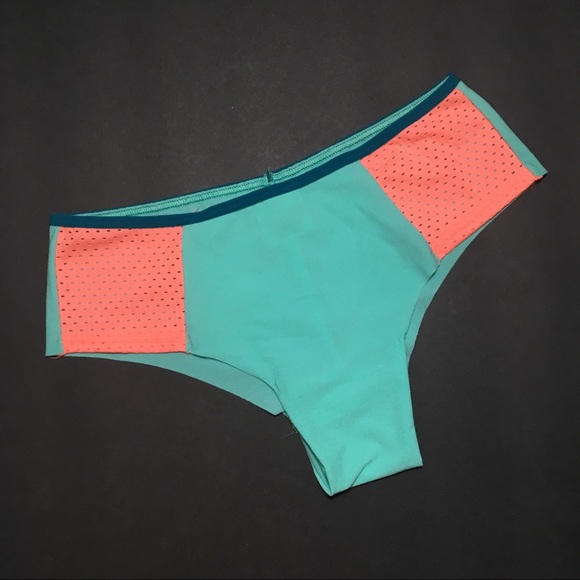 PINK Victoria's Secret Other - Victoria's Secret Seamless Varsity Panty