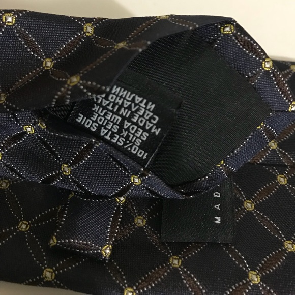 Hugo Boss Tie - Picture 4 of 4