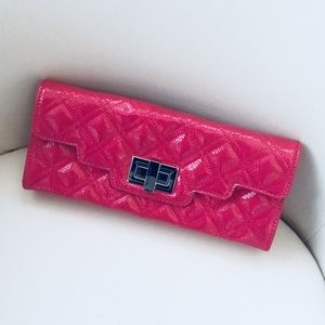 **SOLD** Sondra Roberts pink patent clutch - NWOT