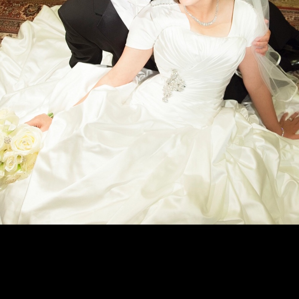 Wedding gown size 6-8