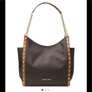 MK Signature Newbury Medium Chain Shoulder