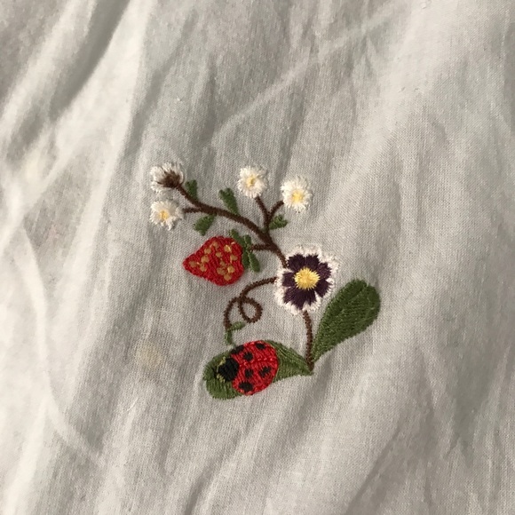 🌸Lady Bugs and Flowers Top 🐞 - Picture 5 of 5