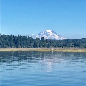 Meet your Posher, Jenn