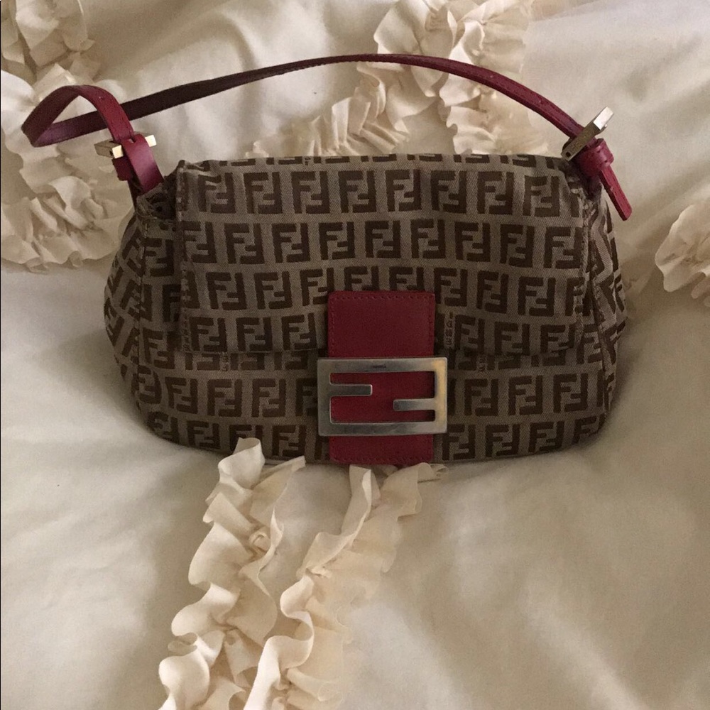 Fendi baguette