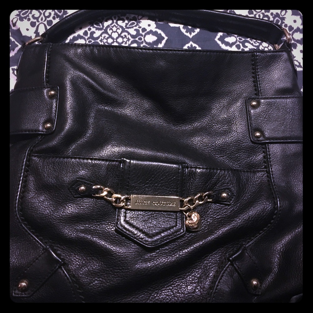 Leather shoulder handbag