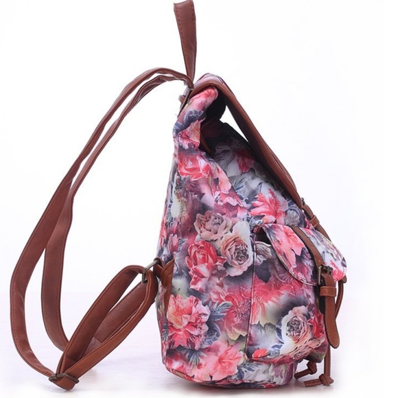 NWT! TRENDY PACK! ❤️ main image 8