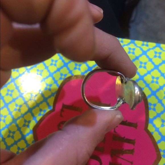 SALE Antique Silver & Montana Turquoise Ring - Picture 7 of 8