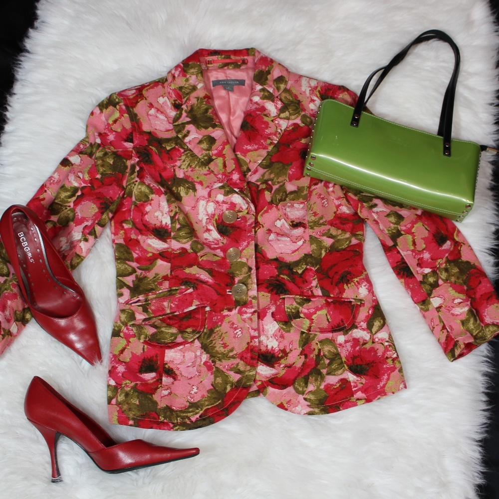 NEAR NEW★Ann Taylor Silk Floral Jacket