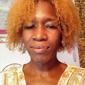 Meet your Posher, Nakia