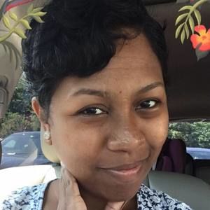 Meet your Posher, Ebony