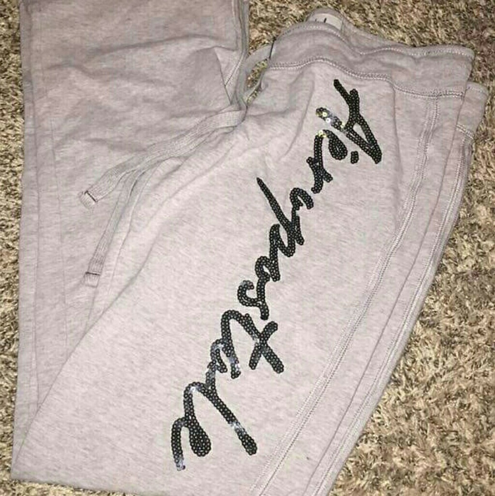 Aeropostale sweats