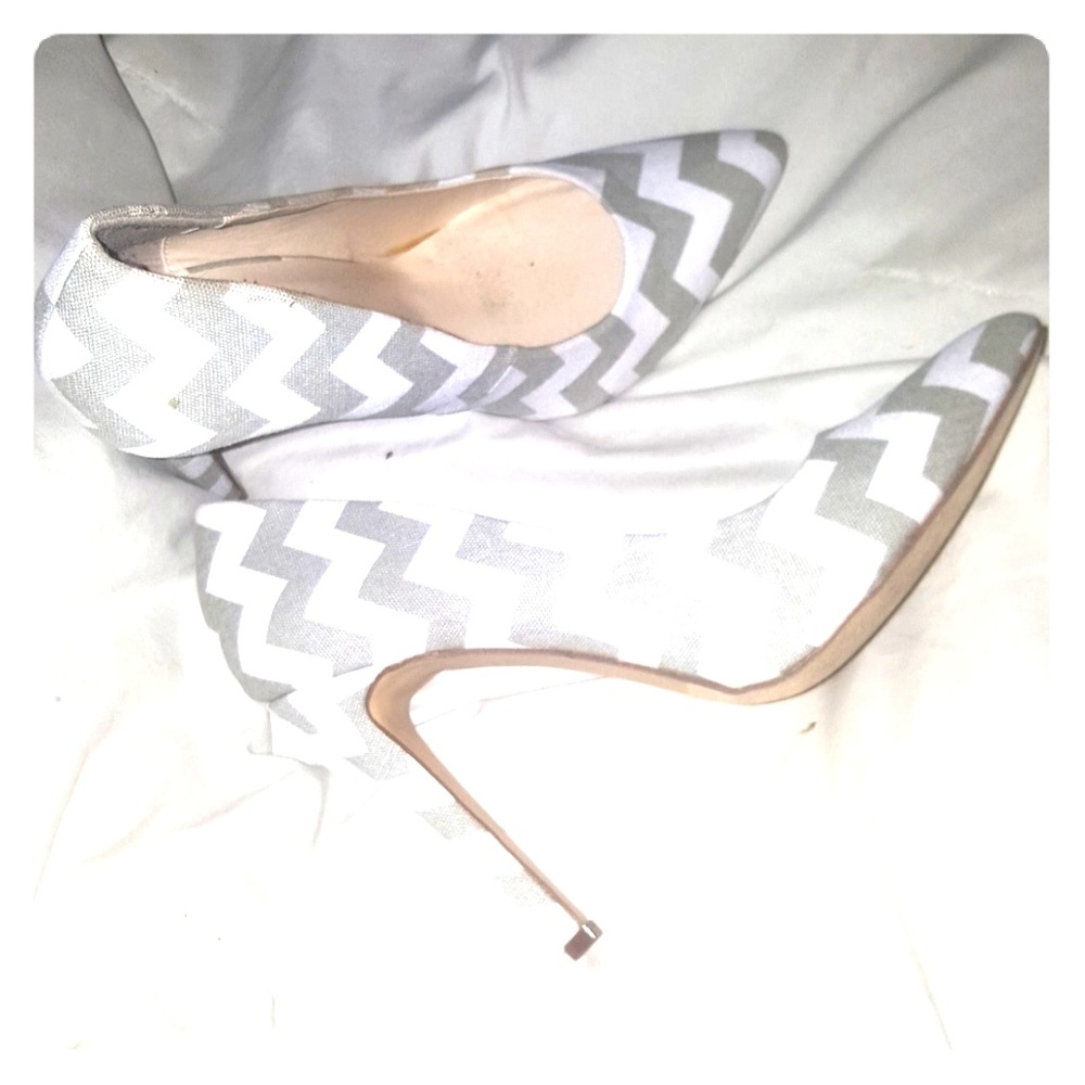 Chevron Heels