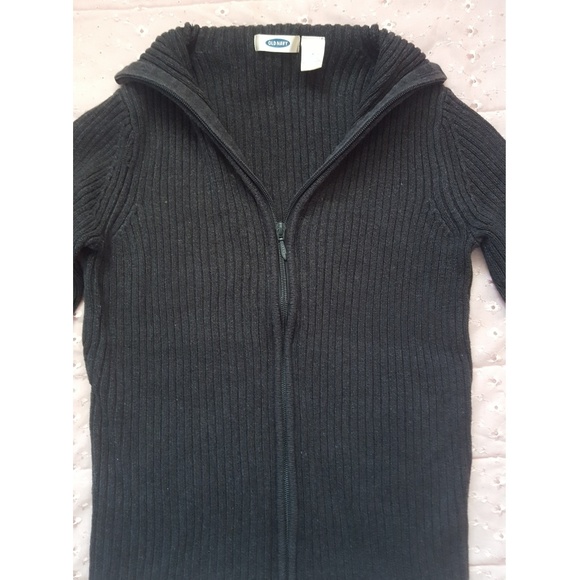 Old Navy Sweater - Picture 2 of 2