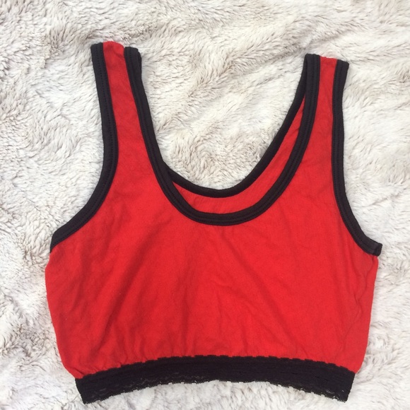 Sports bra/ crop top - Picture 2 of 6