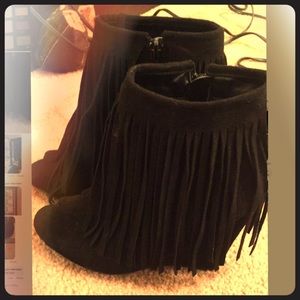 Rue 21 fringe wedges.