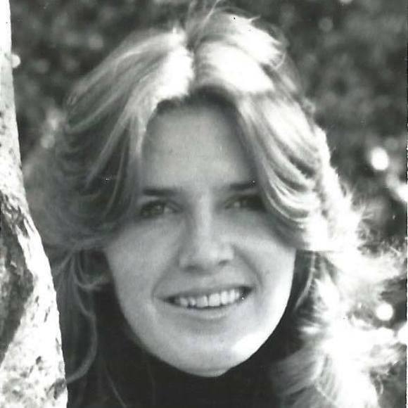 Meet your Posher, Connie - Picture 1 of 1