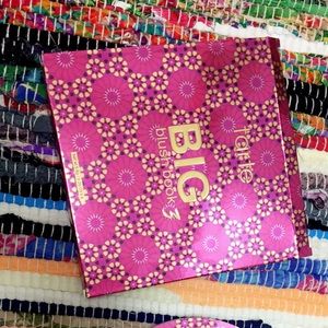 Tarte big blush vol 3
