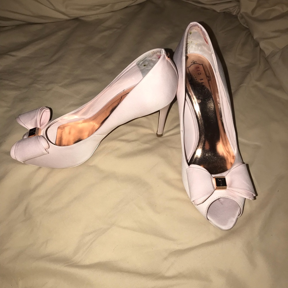 Ted Baker Pump Light Pink Reduced Price!