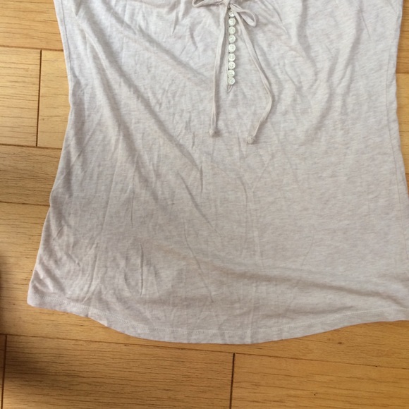 •GAP Top• - Picture 5 of 5