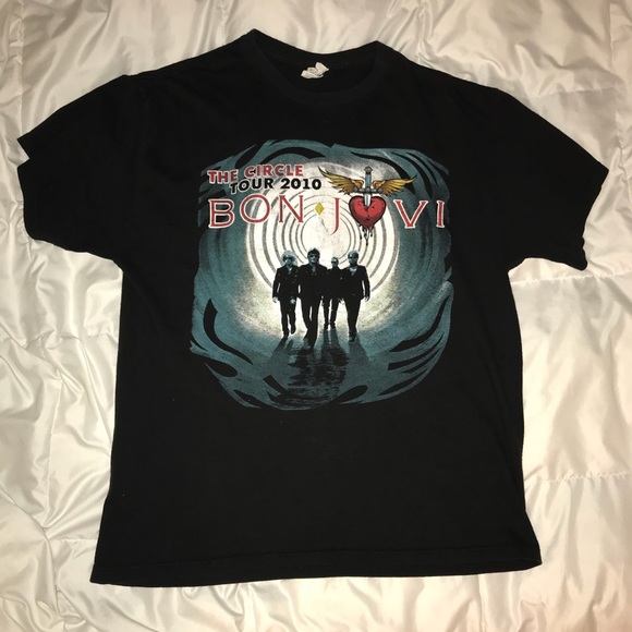 Vintage Tops - Vintage Bon Jovi t shirt Vintage Tops - Vintage Bon Jovi t shirt
