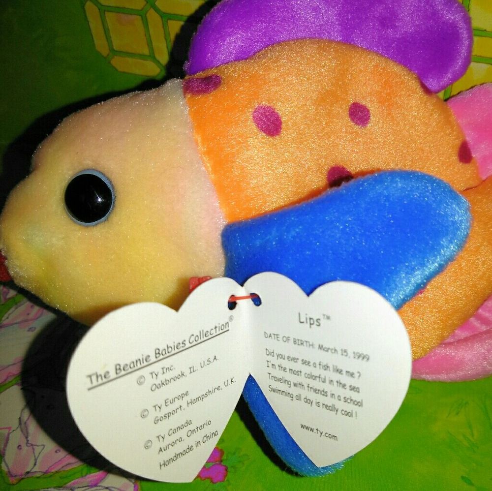 Rare "Lips" Ty Beanies Babies With Tag Error,